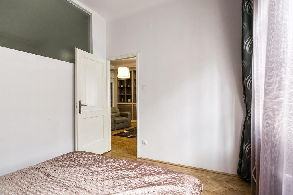 Apartment At Nagymezo ブダペスト エクステリア 写真