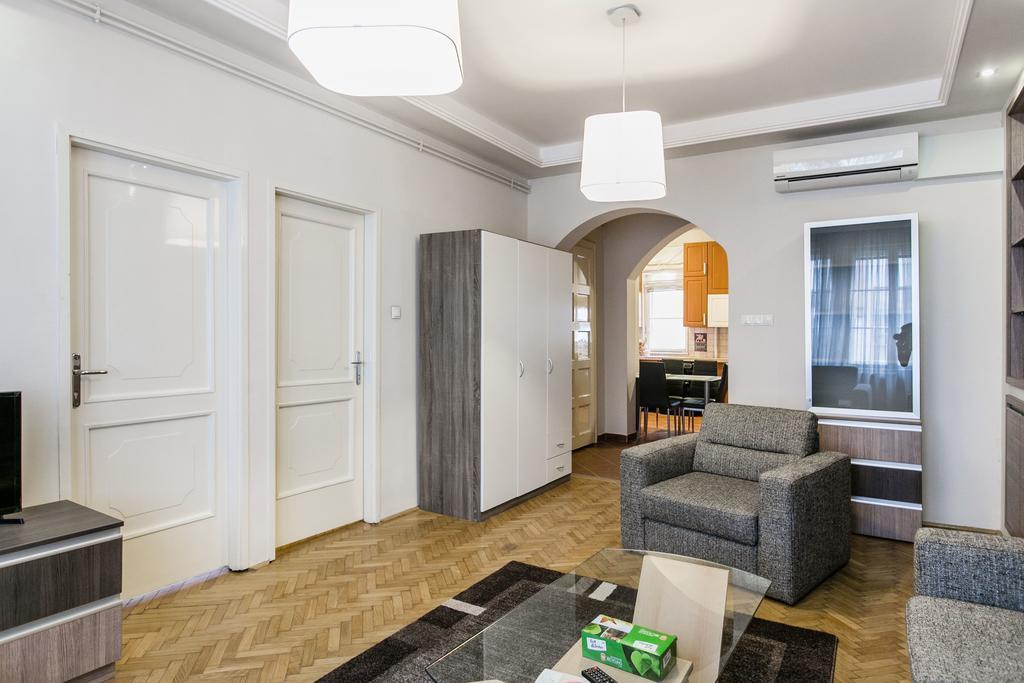 Apartment At Nagymezo ブダペスト エクステリア 写真